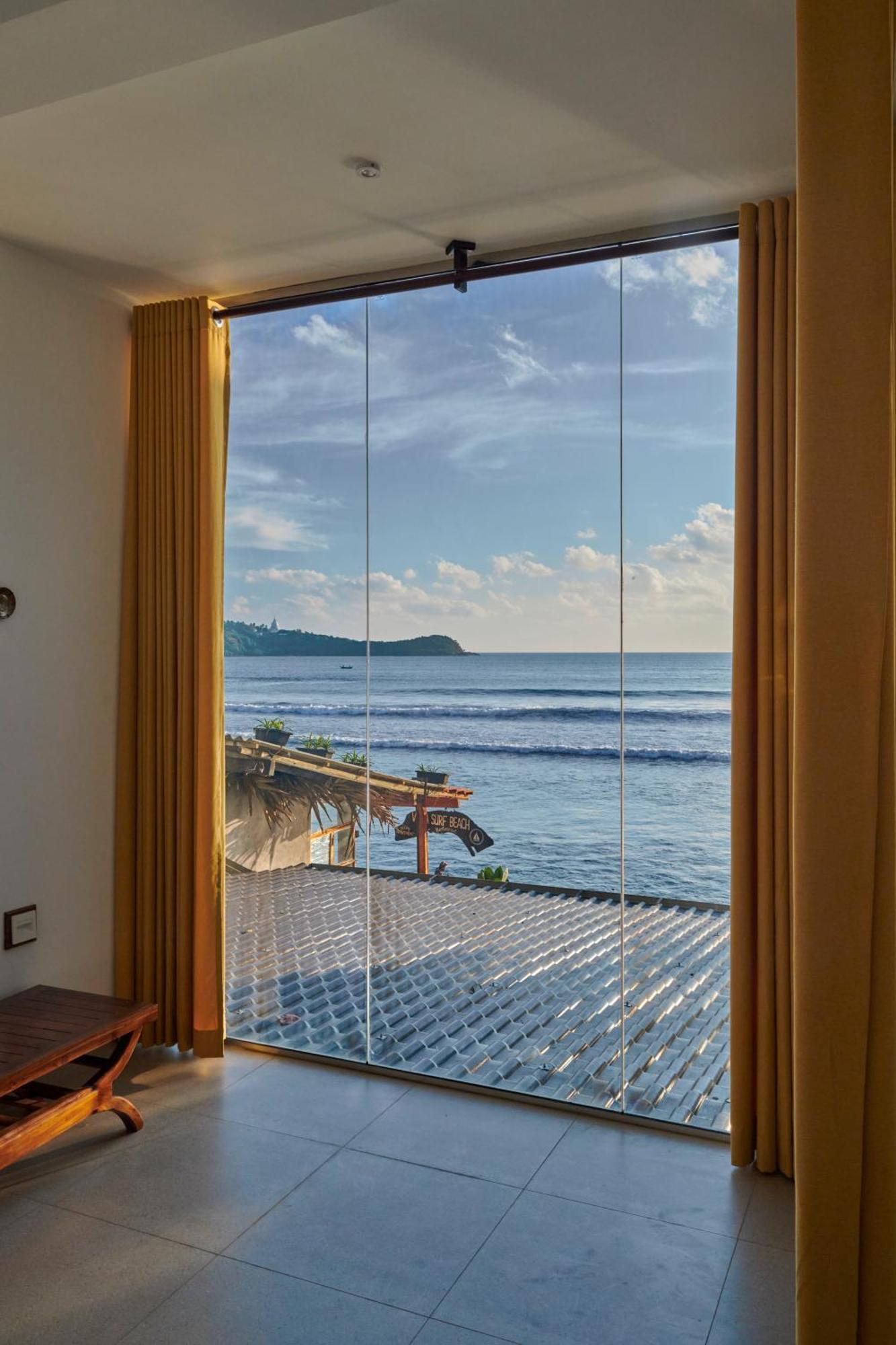 Kings Bay Beach Resort Galle Kültér fotó